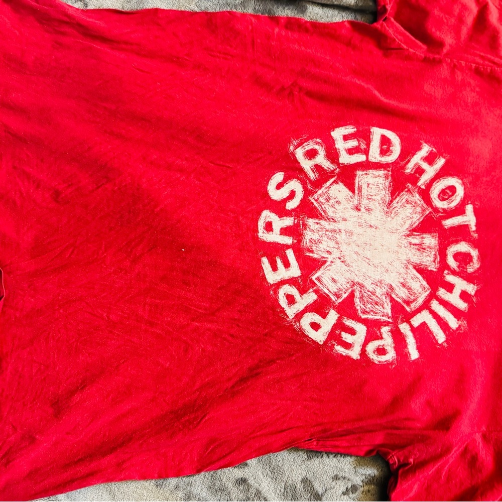 Red Hot Chili Peppers Band Tee